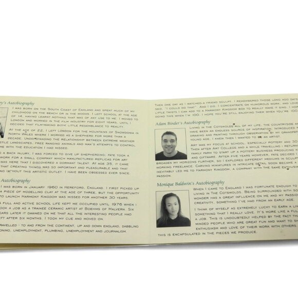 HARMONY KINGDOM Blue Moon Snowman Astronaut Figurine Trinket Box - Picture 12 of 12